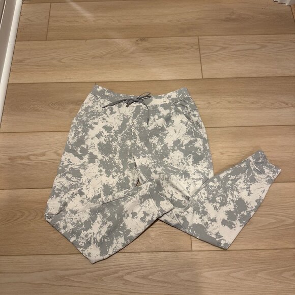 Lululemon - City Sweat Jogger - Spectral White Opal Silver Drop - L - Picture 4 of 4